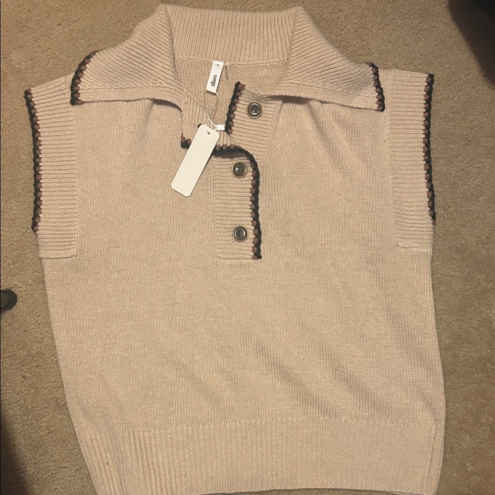 glam Beige Knit Sleeveless Polo Vest with Dark Trim